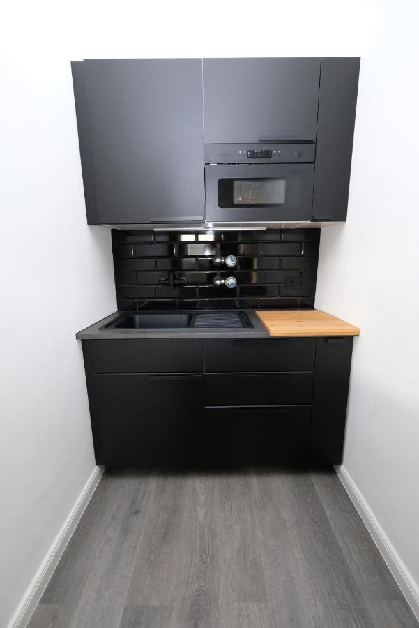 Port 1 - Exklusives City Apartment เบรเมอร์ฮาเฟิน ภายนอก รูปภาพ