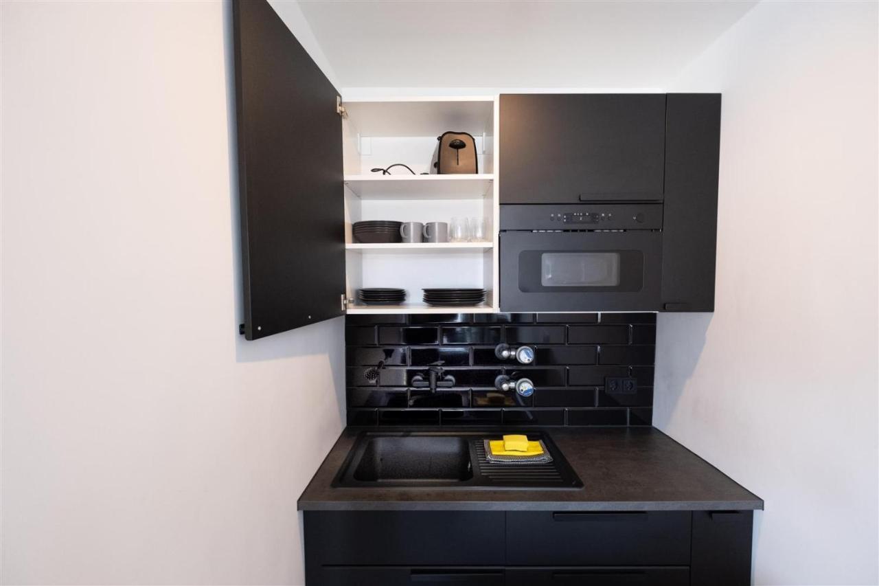 Port 1 - Exklusives City Apartment เบรเมอร์ฮาเฟิน ภายนอก รูปภาพ